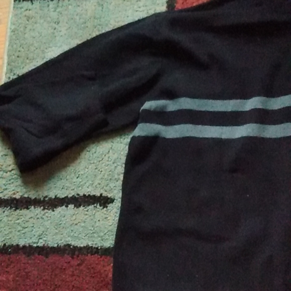 Gap Sweater - Picture 2 of 9